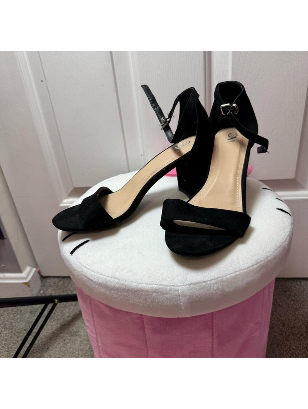 Chic Black Block Heel Sandals with Ankle Strap - Size 9W
